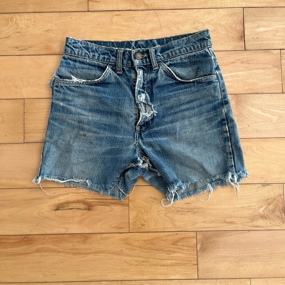 Vintage 80’s Levi’s Orange Tab Cut Off Short - Picture 1 of 9